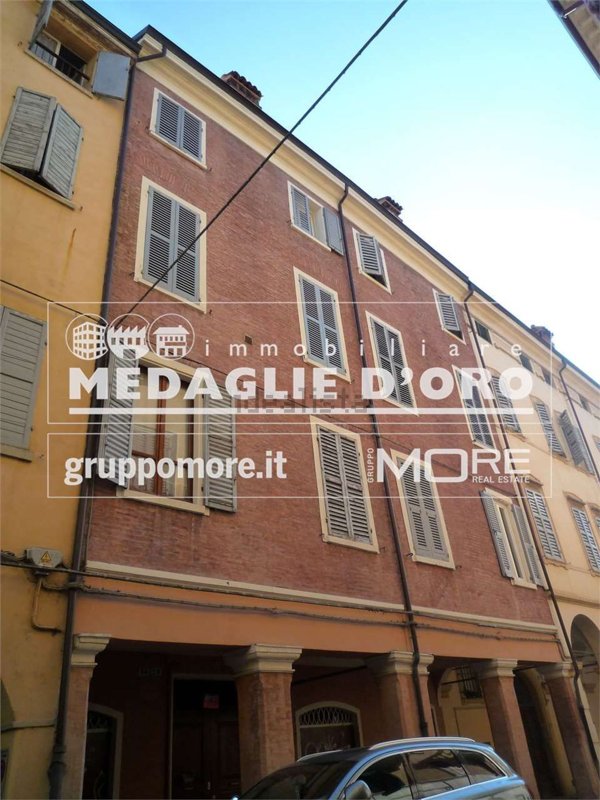 appartamento in affitto a Modena in zona Centro Storico
