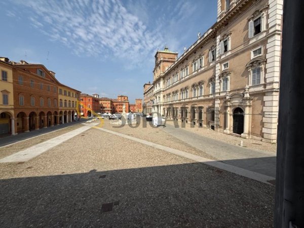 appartamento in affitto a Modena in zona Centro Storico