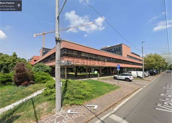 negozio in affitto a Modena in zona Buon Pastore