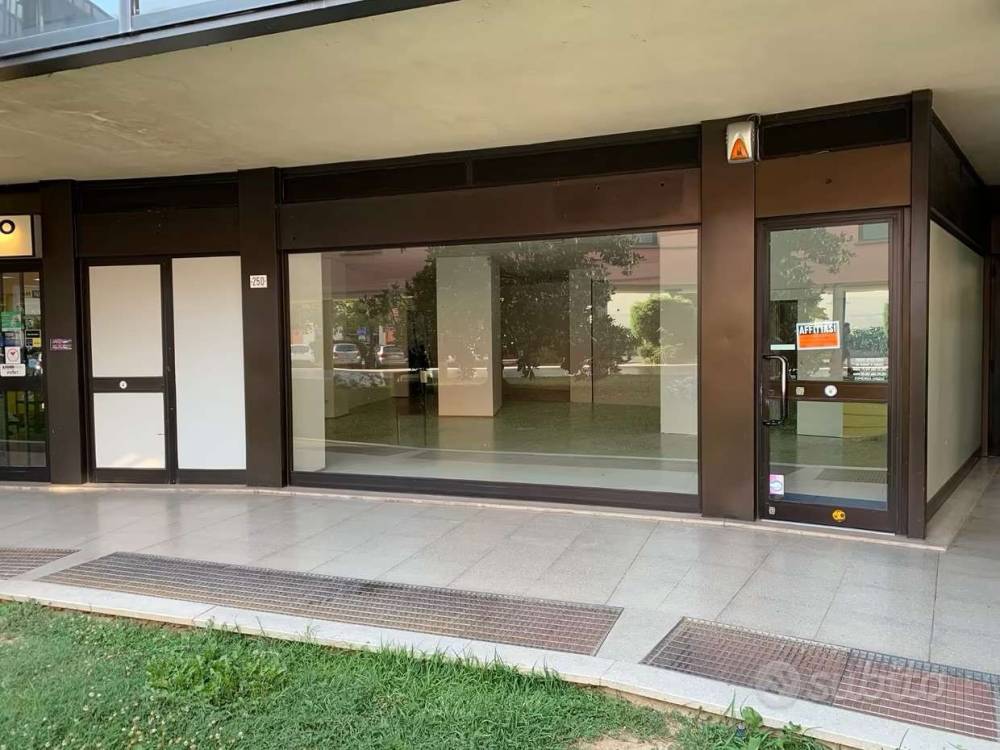 negozio in affitto a Modena in zona Buon Pastore