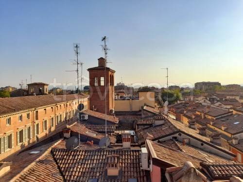 appartamento in affitto a Modena in zona Centro Storico