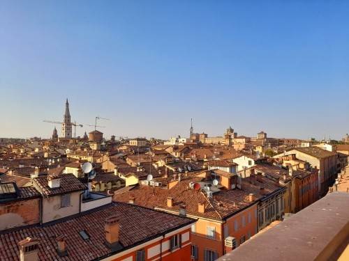appartamento in affitto a Modena in zona Centro Storico