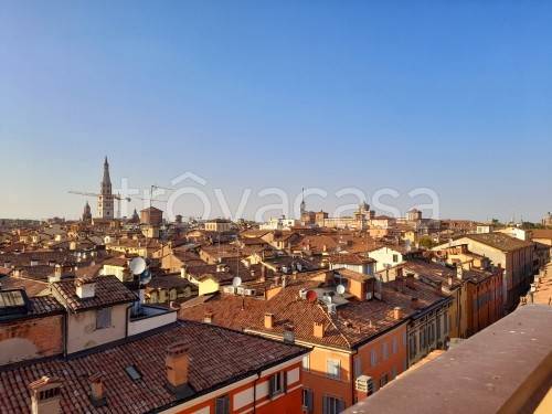 appartamento in affitto a Modena in zona Centro Storico