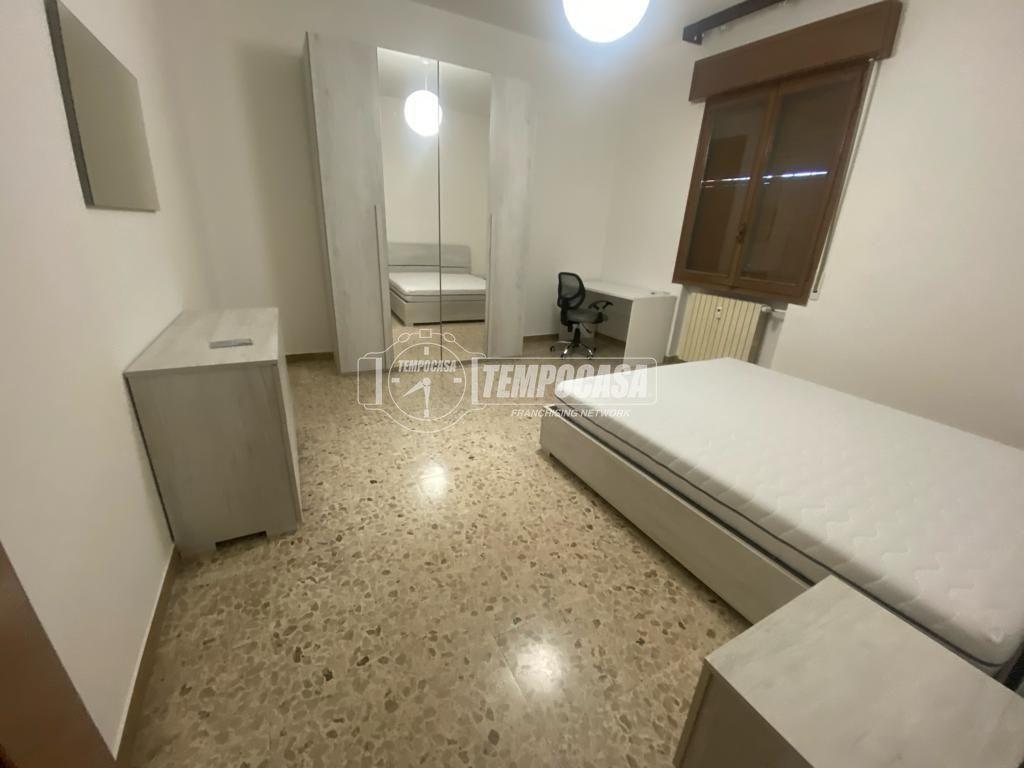 negozio in affitto a Modena in zona Sant'Agnese