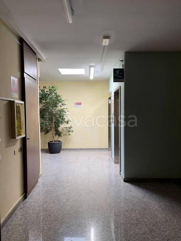 ufficio in affitto a Modena in zona Crocetta