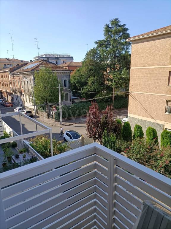 appartamento in affitto a Modena in zona Amendola