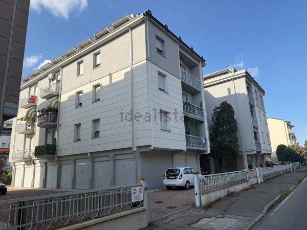 appartamento in affitto a Modena