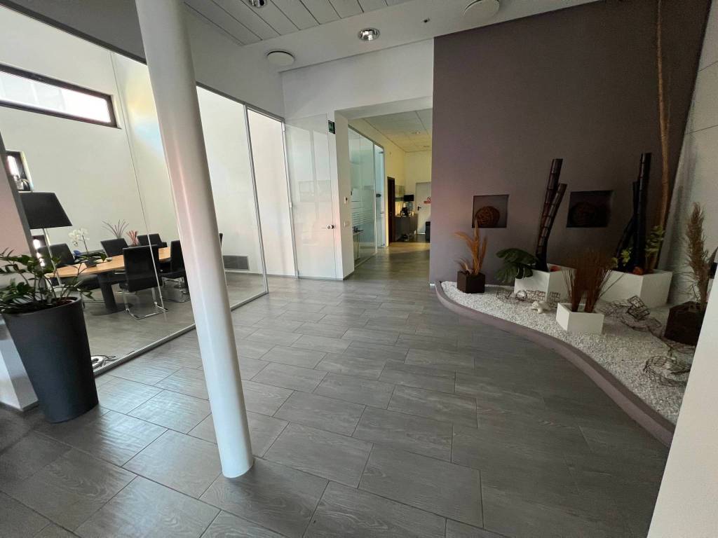 ufficio in affitto a Modena in zona Cittanova