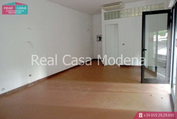 negozio in affitto a Modena in zona Buon Pastore