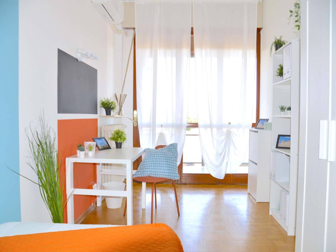 negozio in affitto a Modena in zona San Faustino