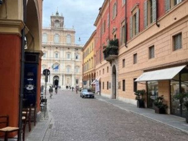 appartamento in affitto a Modena in zona Centro Storico