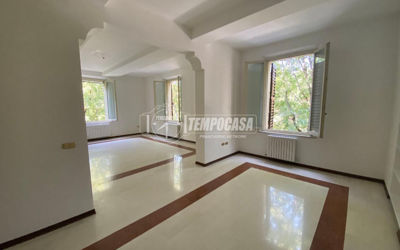 appartamento in affitto a Modena in zona Centro Storico