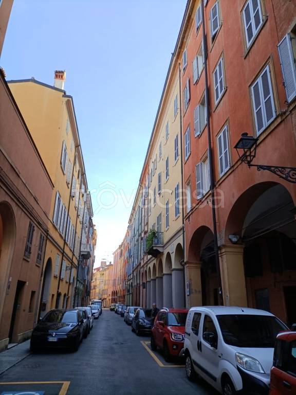appartamento in affitto a Modena in zona Centro Storico