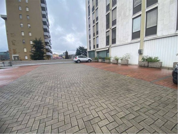 ufficio in affitto a Modena in zona San Faustino