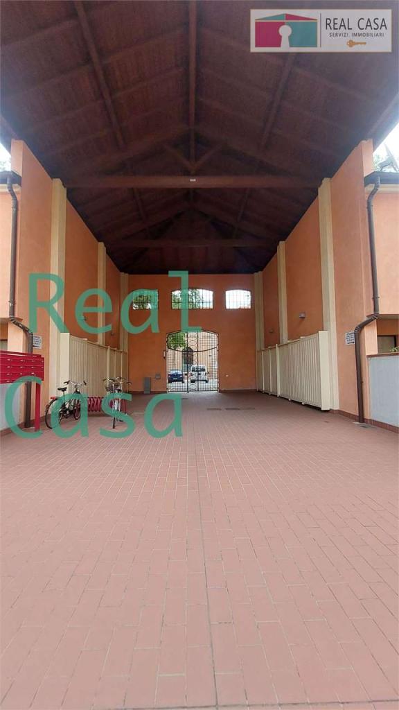 appartamento in affitto a Modena in zona Crocetta