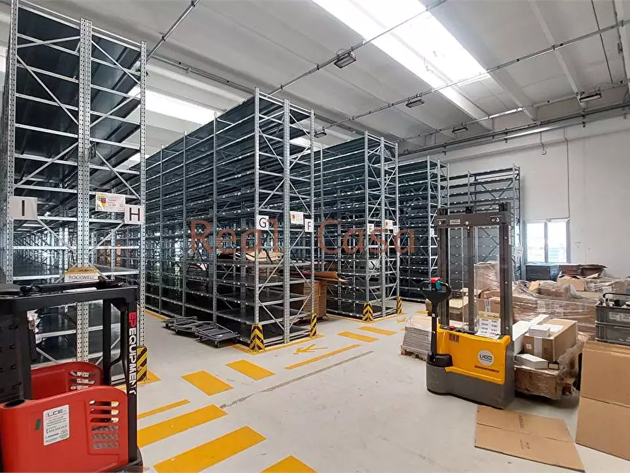 capannone in affitto a Modena in zona Crocetta