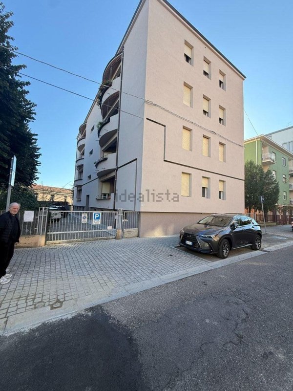 appartamento in affitto a Modena