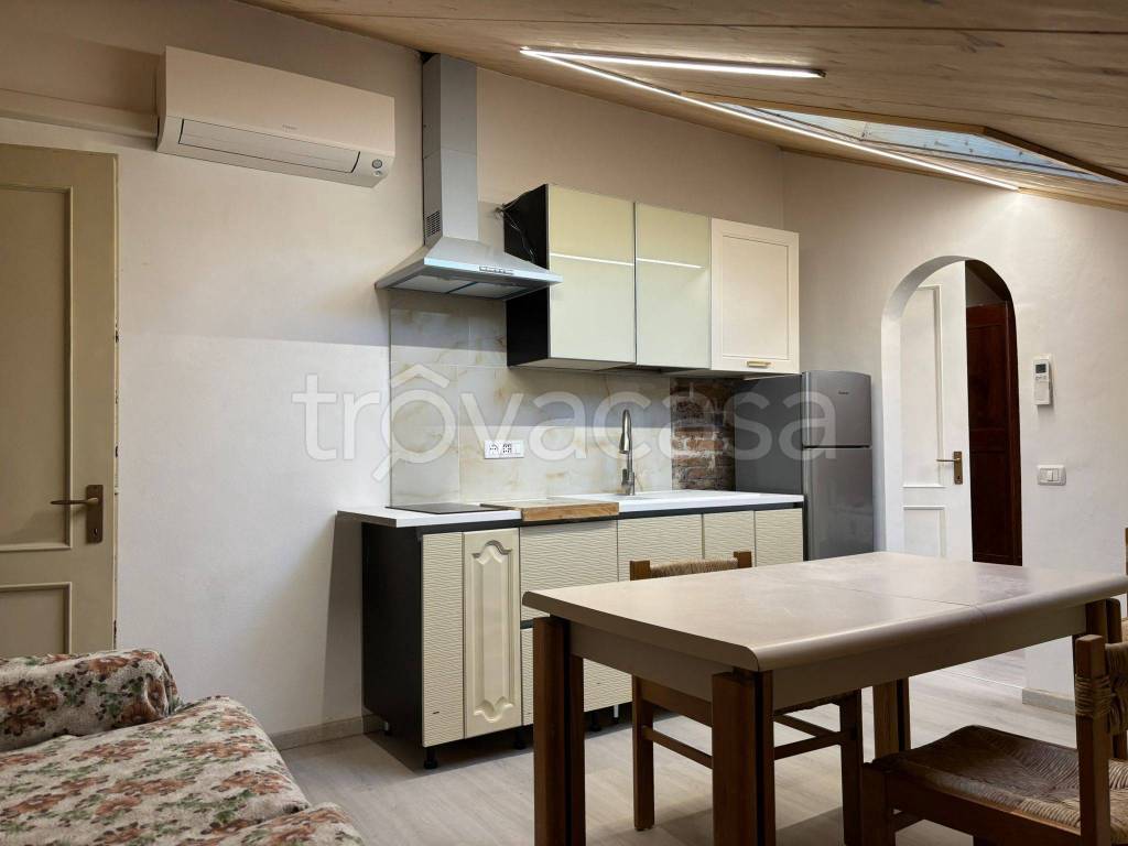 appartamento in affitto a Modena in zona Crocetta