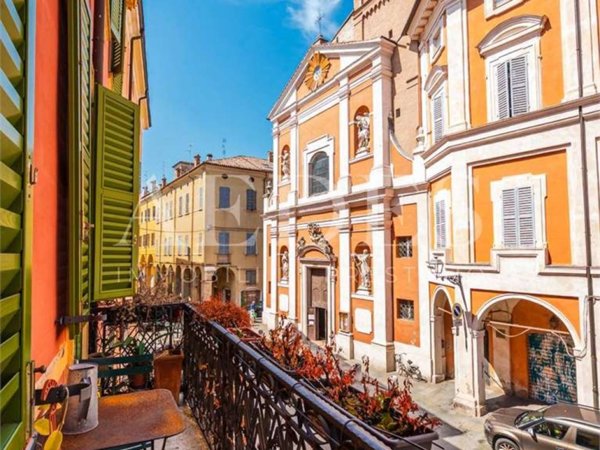 appartamento in affitto a Modena in zona Centro Storico