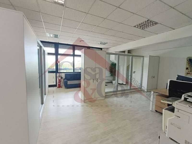 ufficio in affitto a Modena in zona Cittanova