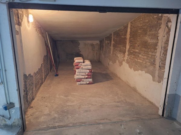 negozio in affitto a Modena in zona San Lazzaro / Modena Est