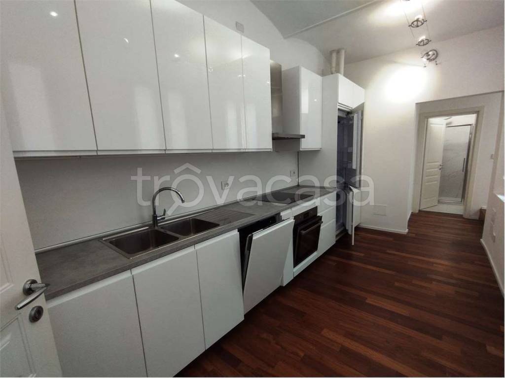 appartamento in affitto a Modena in zona Centro Storico