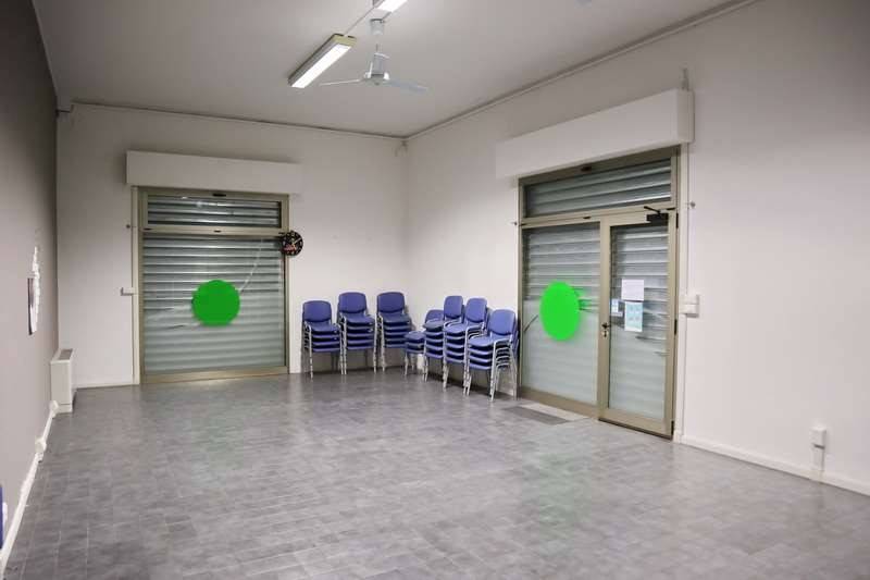 negozio in affitto a Modena in zona Crocetta