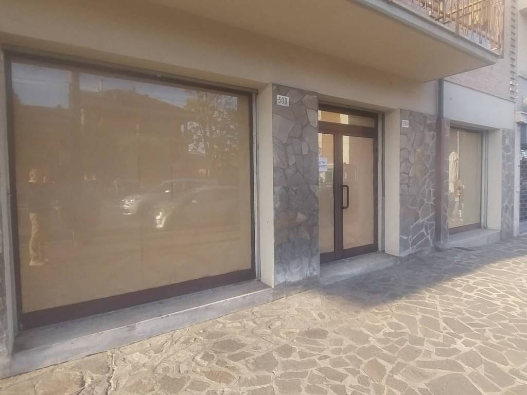 negozio in affitto a Modena in zona San Faustino