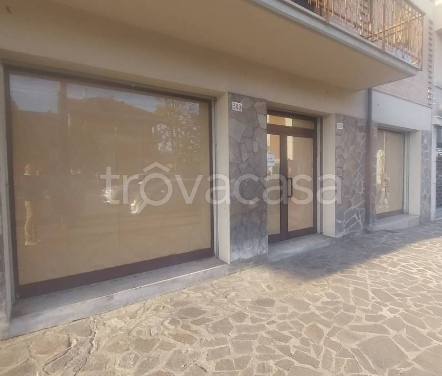 negozio in affitto a Modena in zona San Faustino
