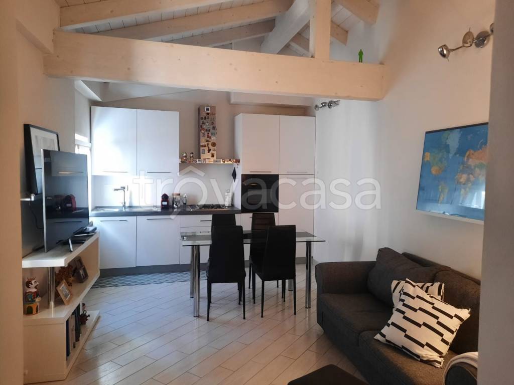 appartamento in affitto a Modena in zona Centro Storico