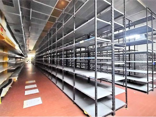 capannone in affitto a Modena in zona Cognento