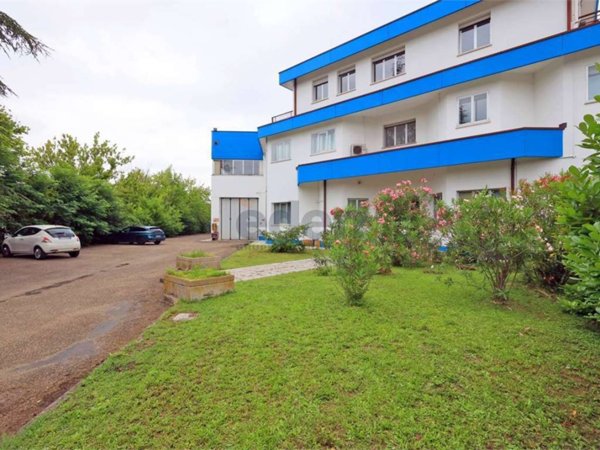 ufficio in affitto a Modena in zona Cognento