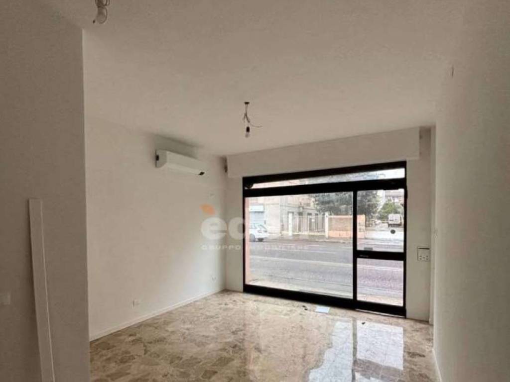 negozio in affitto a Modena in zona San Faustino