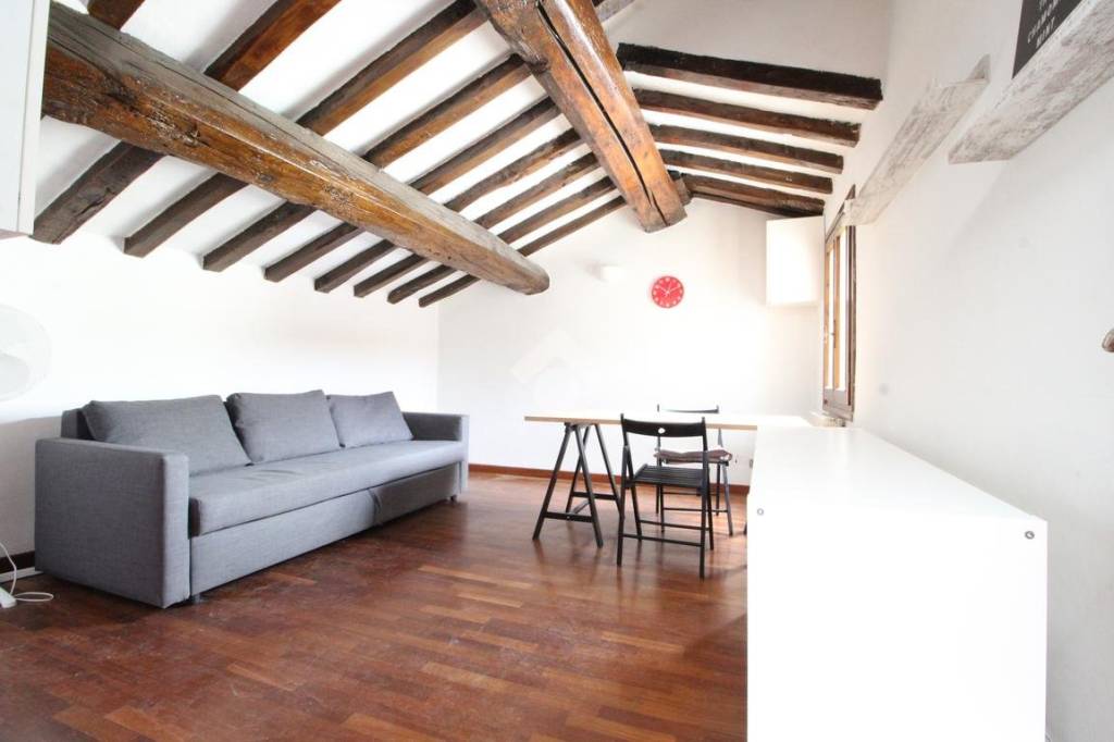 appartamento in affitto a Modena in zona Centro Storico