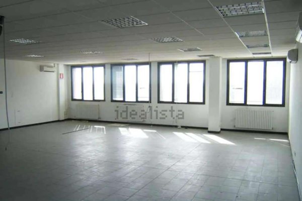 ufficio in affitto a Modena in zona San Lazzaro / Modena Est