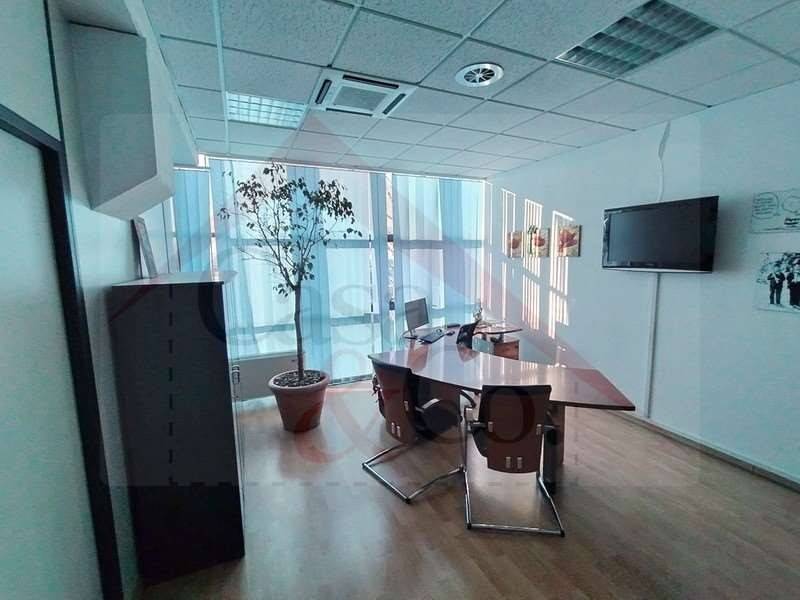 ufficio in affitto a Modena in zona Cittanova