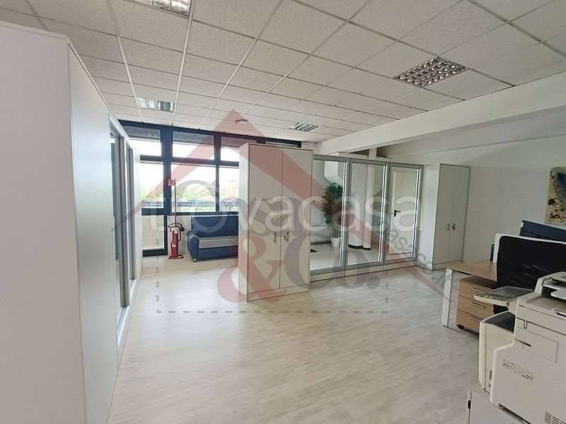 ufficio in affitto a Modena in zona Cittanova