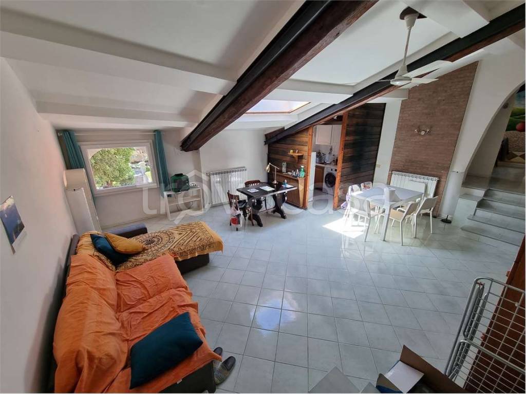 appartamento in affitto a Modena in zona Centro Storico