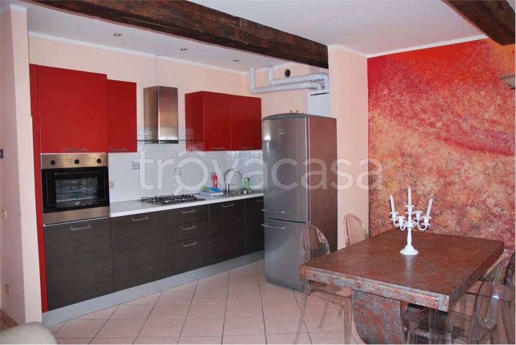 appartamento in affitto a Modena in zona Centro Storico