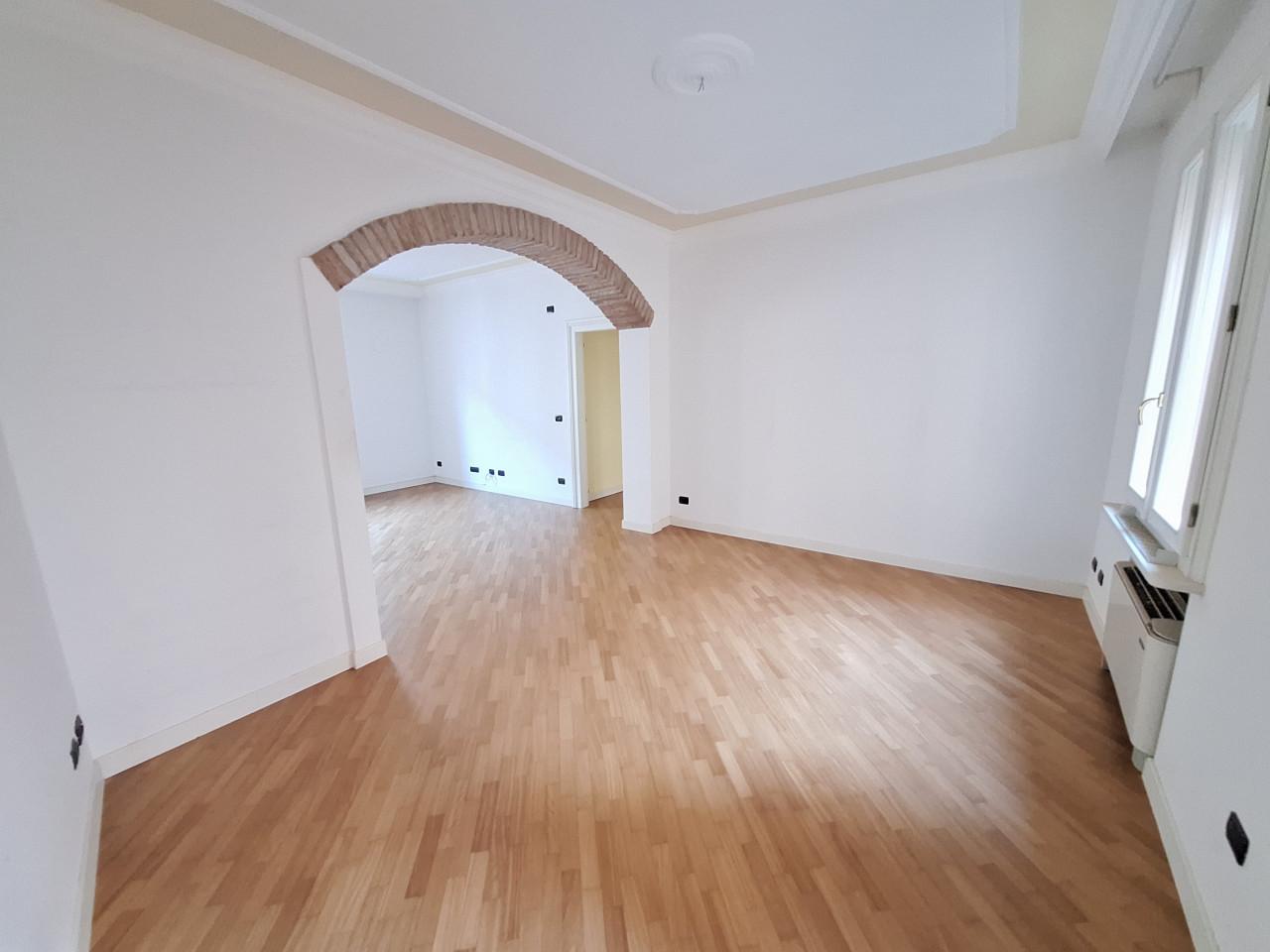 appartamento in affitto a Modena in zona Centro Storico