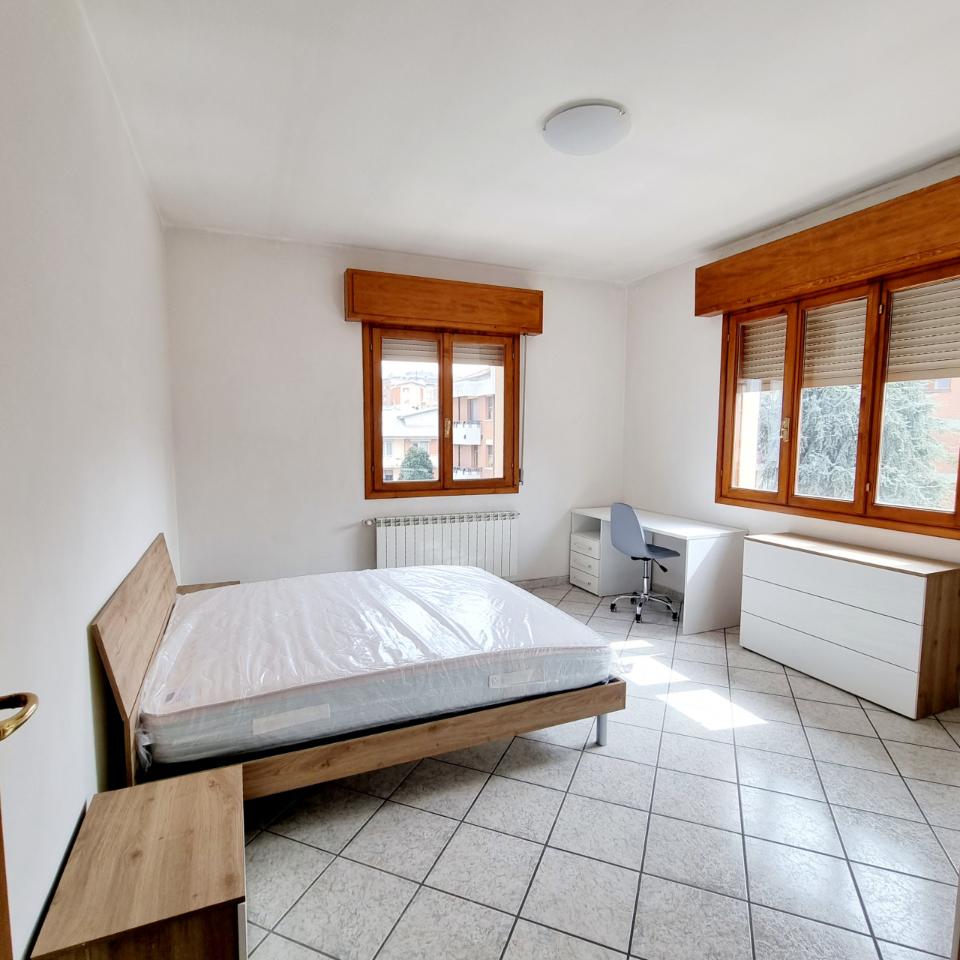 negozio in affitto a Modena in zona San Faustino