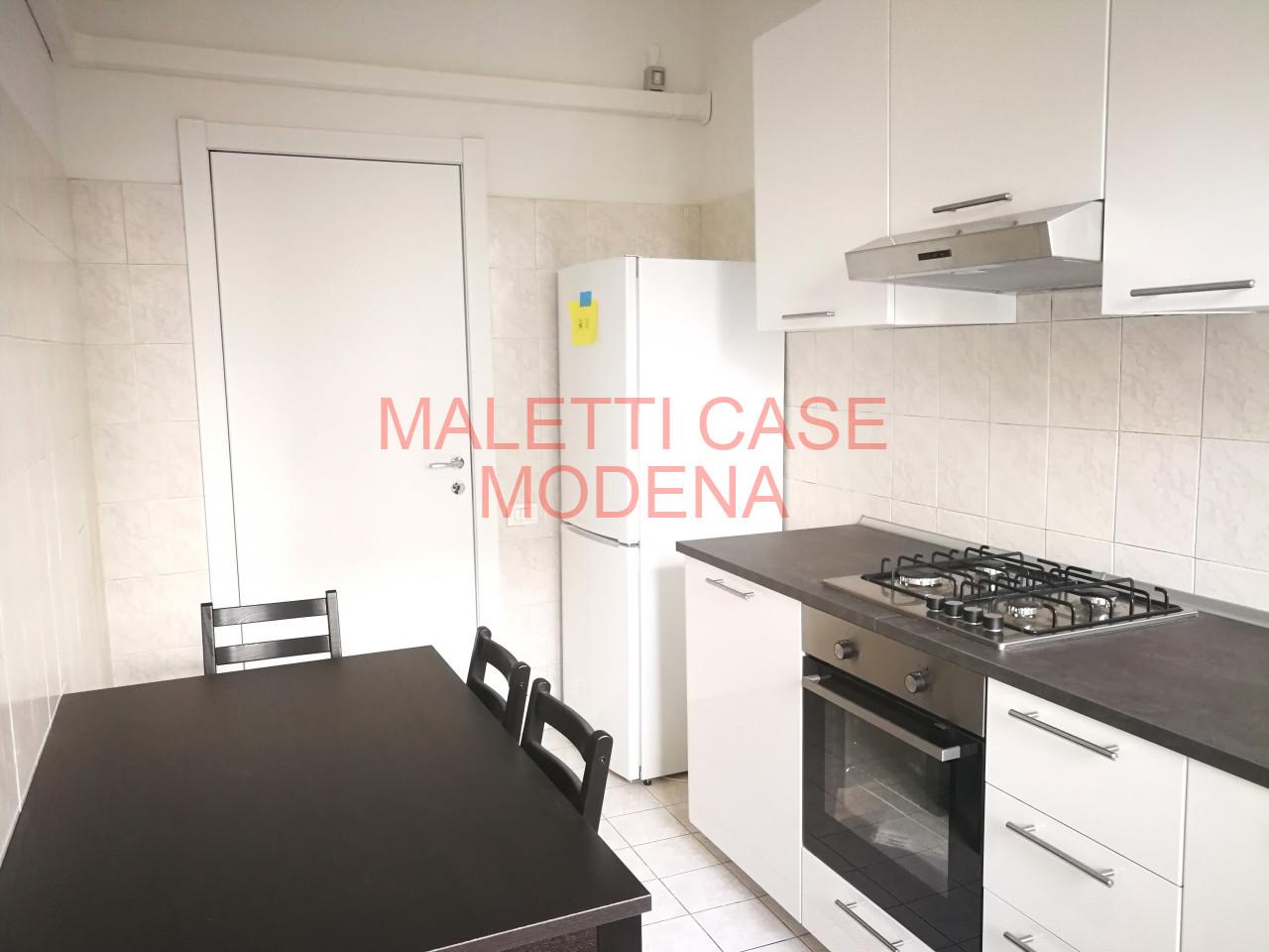 negozio in affitto a Modena in zona Buon Pastore