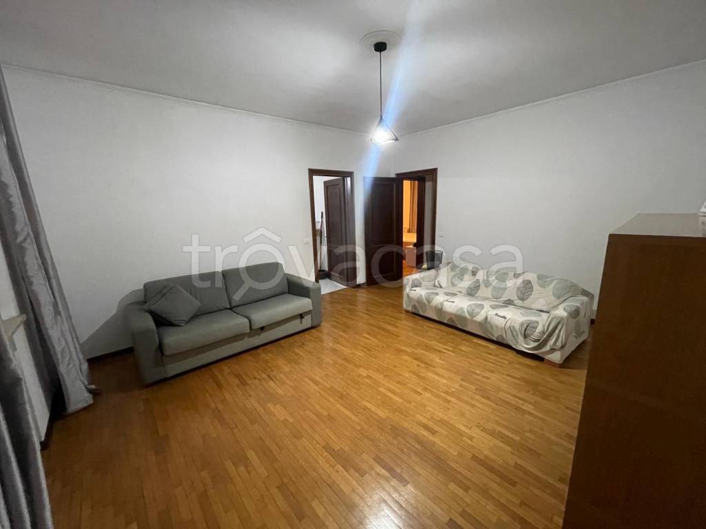 appartamento in affitto a Modena in zona Centro Storico