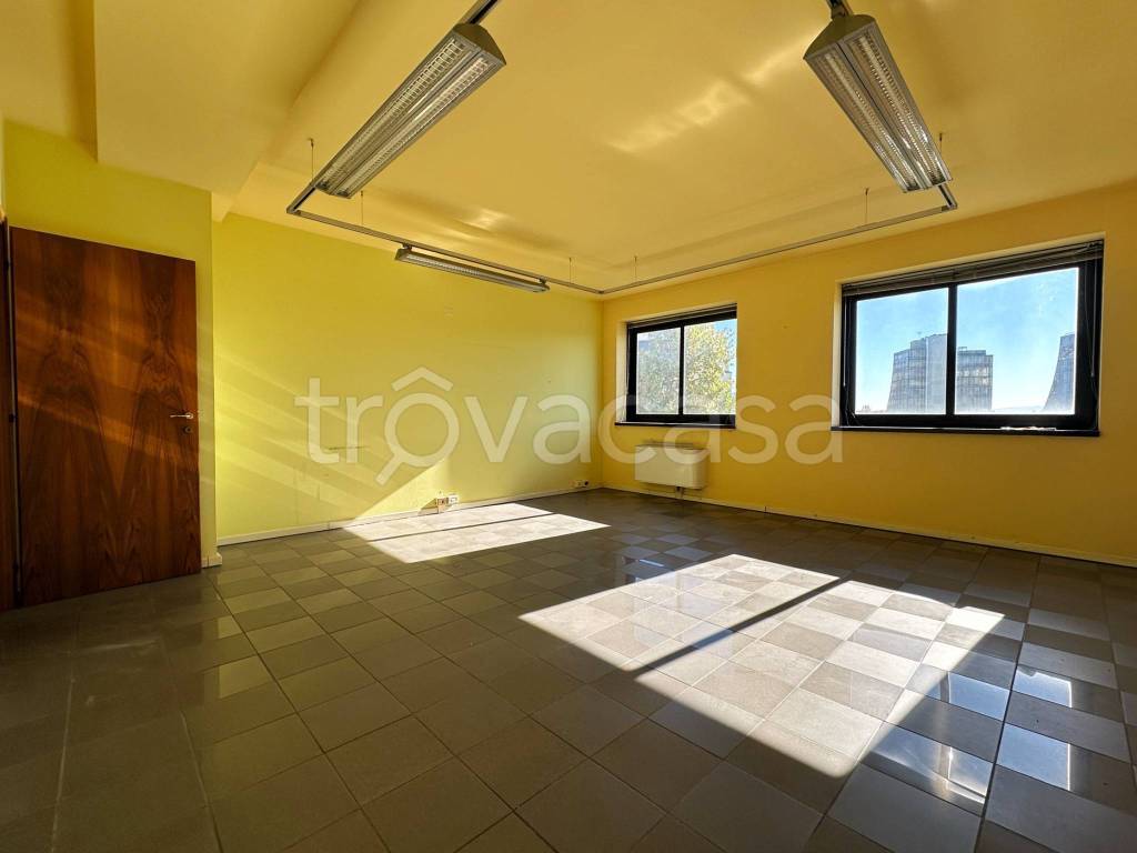ufficio in affitto a Modena in zona San Faustino