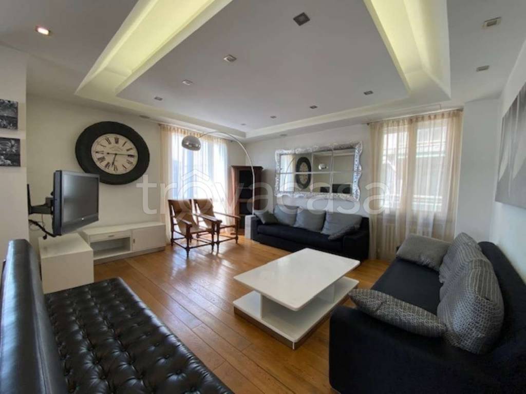 appartamento in affitto a Modena in zona Centro Storico