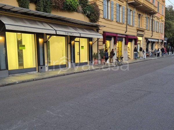 negozio in affitto a Modena in zona Centro Storico