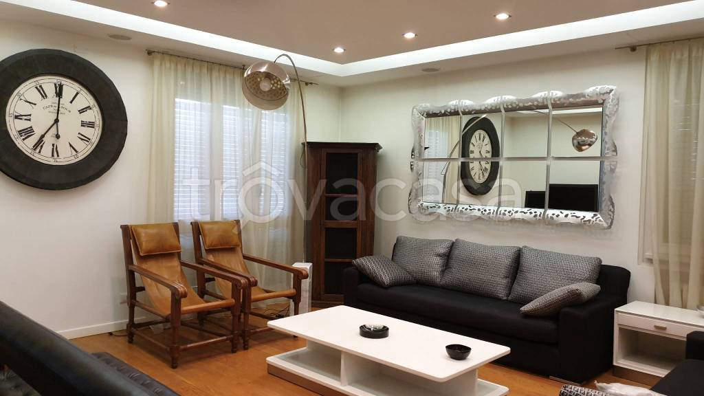 appartamento in affitto a Modena in zona Centro Storico