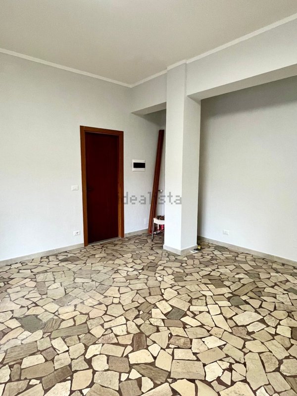 negozio in affitto a Modena in zona San Lazzaro / Modena Est