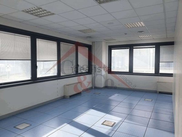ufficio in affitto a Modena