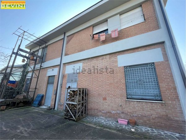 locale di sgombero in affitto a Modena